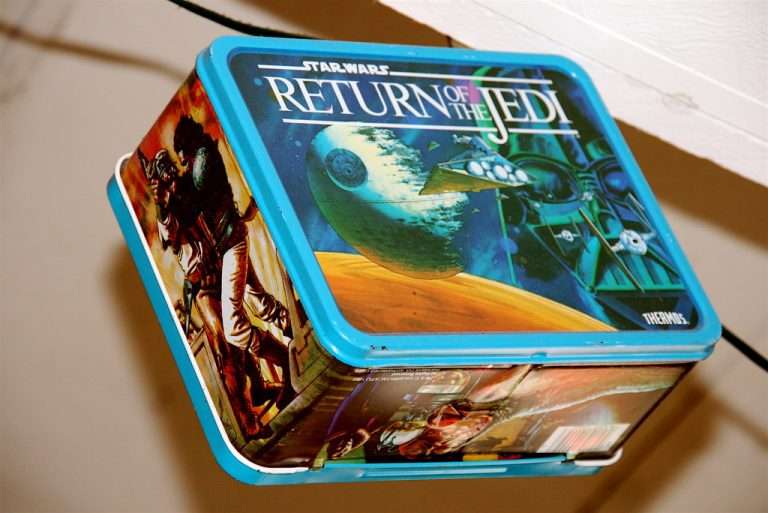Vintage Lunchbox Collecting – A Guide To Weird And Wonderful Finds