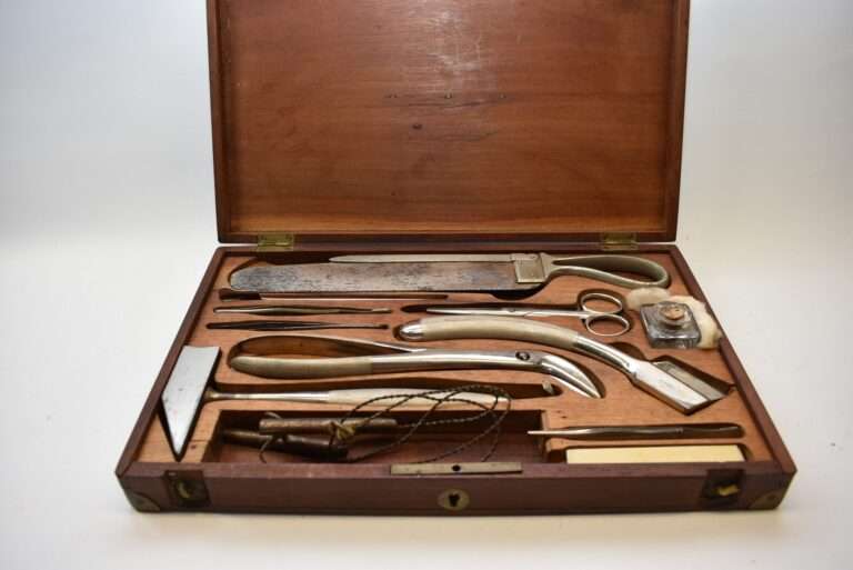 Collecting Antique Surgical Instruments: Medical Science and Craftsmanship
