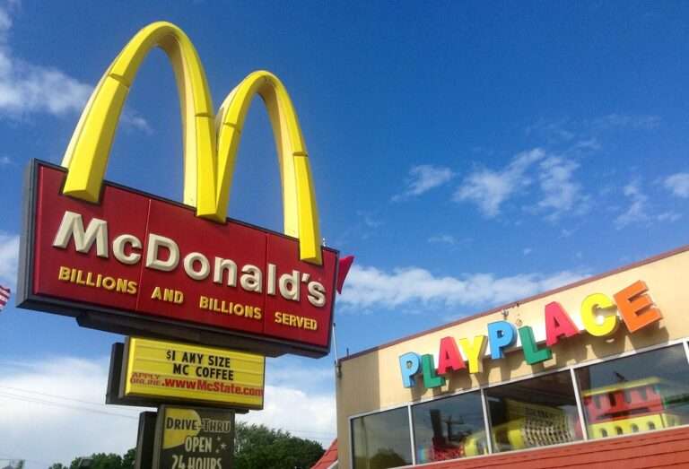 McDonald’s Memorabilia Collecting: Happy Meal Anyone?